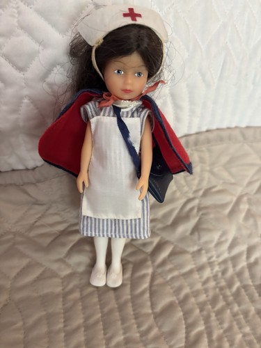 American girl doll molly - american,