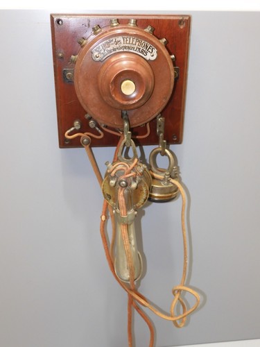 Joli telephone ancien - -joli,