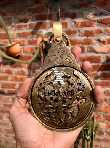 Ancien globe calendrier