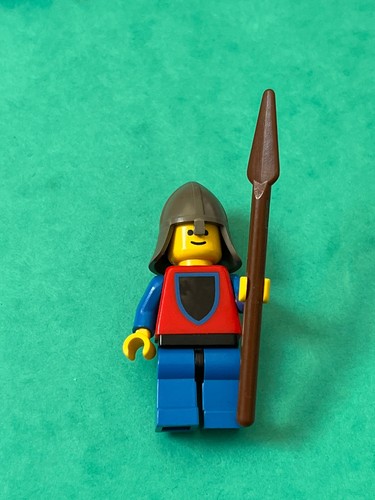 Lego 6049 castle figurine - castle,