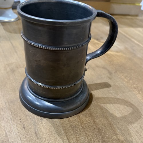 Chope étain gravé gris - en,