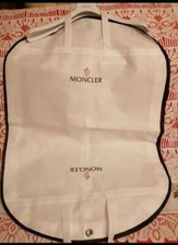 Moncler lot housse et cintre