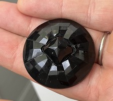 gros bouton ancien en verre