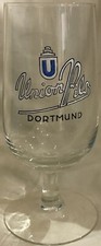 U UNION PILS DORTMUND - VERRE À BIÈRE À PIED. LETTRAGE RELIEF ÉMAILLÉ