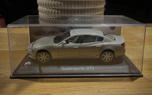 Maserati quattroporte gts gris - quattroporte,