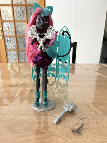 Monster high catty noir série - monster,