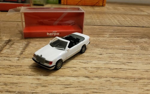Mercedes 300 cabriolet - 300,