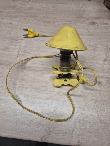 Ancienne petite lampe - ancienne, a