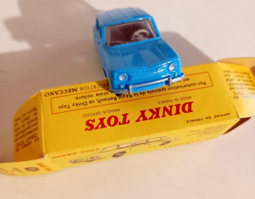 Dinky toys renault avec - dinky,