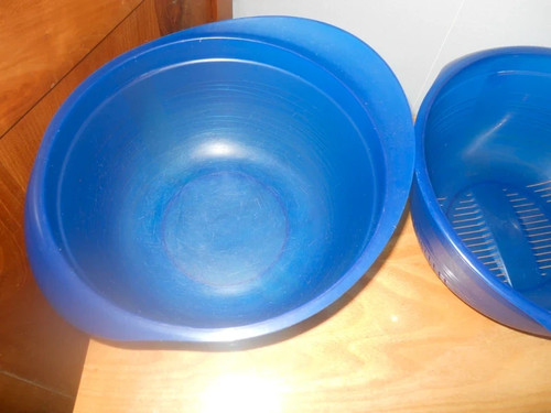Tuperware lot 1 bol - de, de