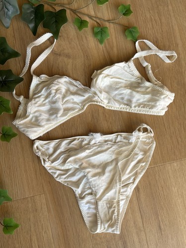 Ensemble chuchotements - ensemble,