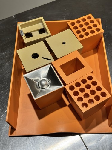 Set bureau box office - set,