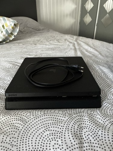 Sony playstation slim - 4,