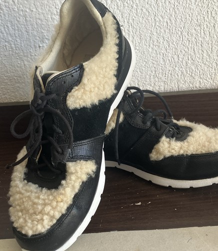 Ugg sneakers cuir noir mouton - ugg,