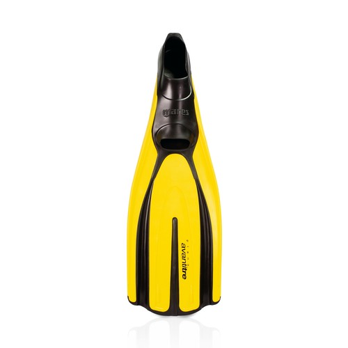 Mares avanti tre complet - mares, pied