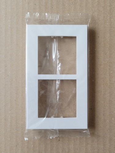 Plaque blanche 2x2 - 1, modules