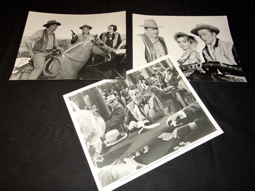 John wayne caravane feu - wayne,