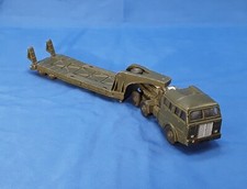 BERLIET TOUS TERRAINS AVEC REMORQUE PORTE CHAR - DINKY TOYS