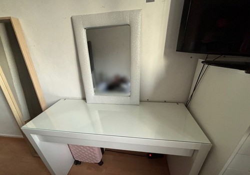 Coiffeuse avec miroir - avec,
