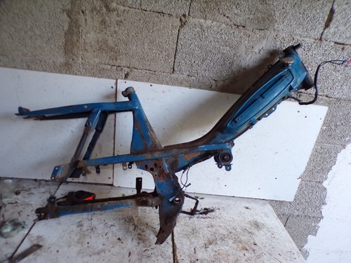 Cadre motobecane mobylette - cadre,