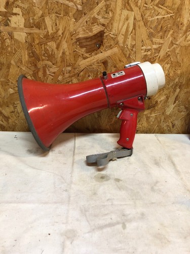 Ancien megaphone porte voix - ancien,