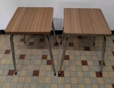 Paire D'Anciens Tabourets En Formica Vintage (Réf : Hang )