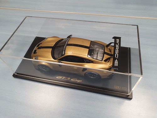 Porsche 911 gt3 - gold, 5000