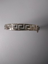 bracelet : jonc ouvrant en