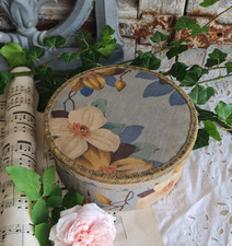 ANCIENNE BOITE TISSU COUTURE