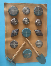 ANTIQUE BEACH TOYS - 12 TIN MOULD DISPLAY STAND - OLD TIN TOY BEACH