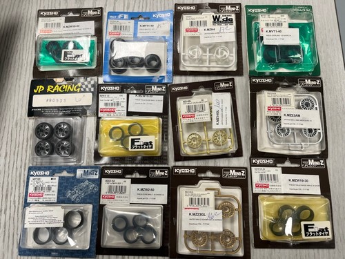 Lot pneus jantes mini - lot,