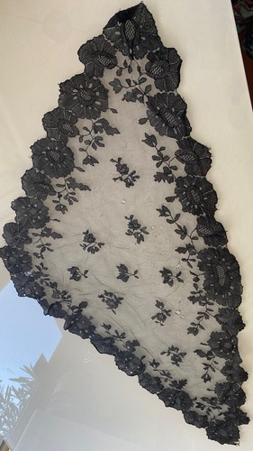 Châle mantille dentelle - en,