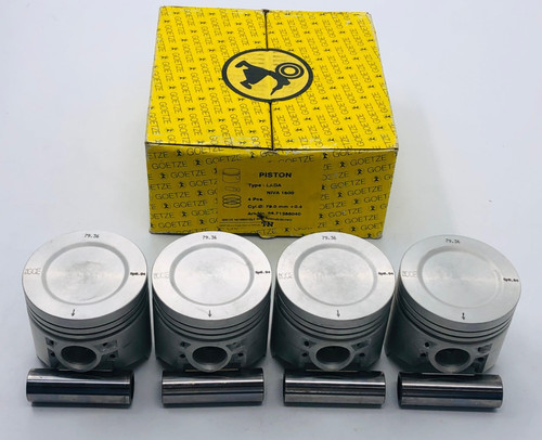 Piston with pin - x,