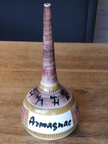 Bouteille céramique signée - ,