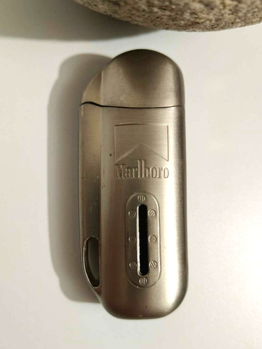 Briquet tempête marlboro - briquet,