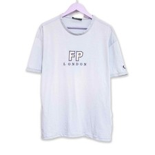 T-Shirt Fred Perry Bleu Avec