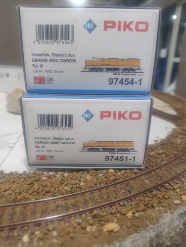 Piko locomotive diesel - 2,