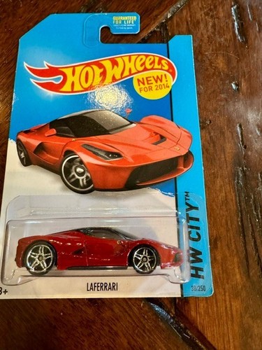Hot wheels laferrari - hot, hw