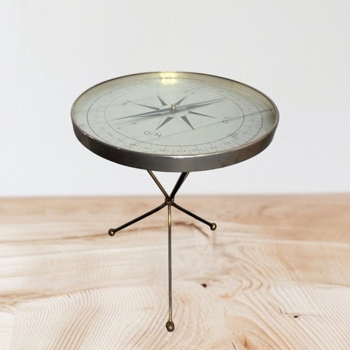Table basse boussole - basse, style