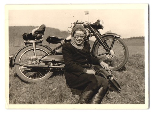 Photographie moto nsu jeune - photographie,