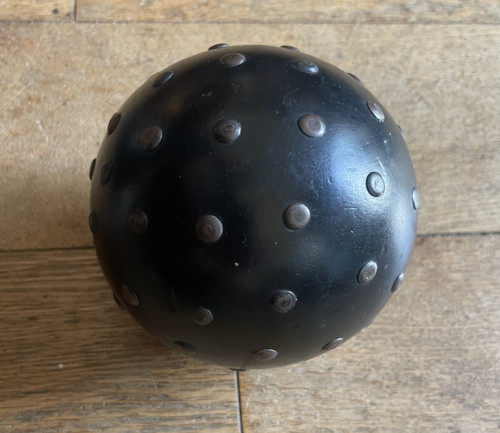 Ancienne boule pétanque - ancienne,