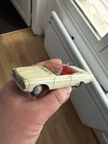 Dinky toys plymouth fury - dinky, gb
