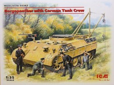 ICM 35342 BERGEPANTHER WITH GERMAN TANK CREW
