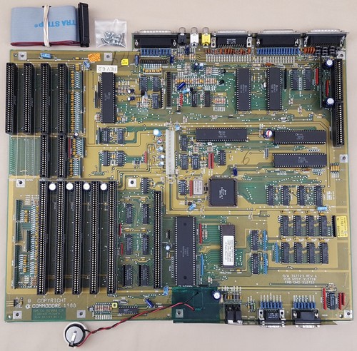 Commodore amiga 2000 2000hd - commodore,
