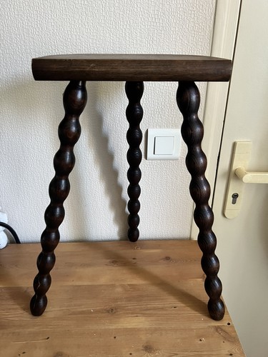 Tabouret tripode vintage - tabouret, pieds