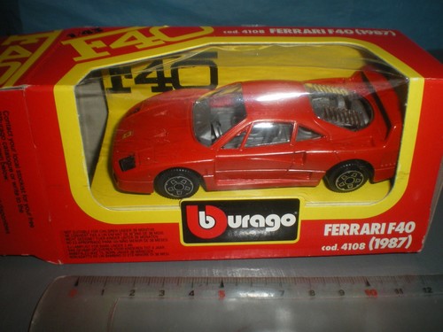 Ferrari f40 rouge - 1/43,