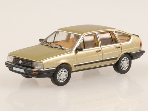Passat fließheck 1985 - passat,