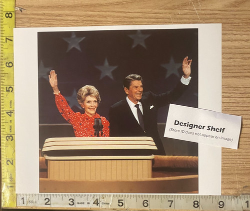 Ronald nancy reagan waving - reagan,