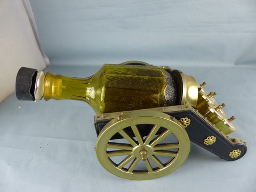 Ancienne cave liqueur whisky - cave,