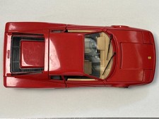 Voiture Miniature 1/18 Burago